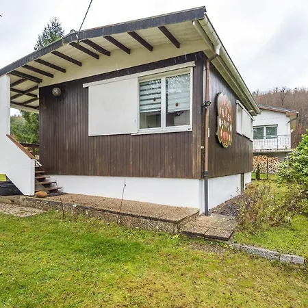 Mignon Petit Chalet 40m Dans Un 度假居